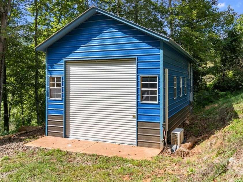 24 Libby Drive, Weaverville, NC 28787.  MLS# CAR4295450, YatesRealty ID 34553. 