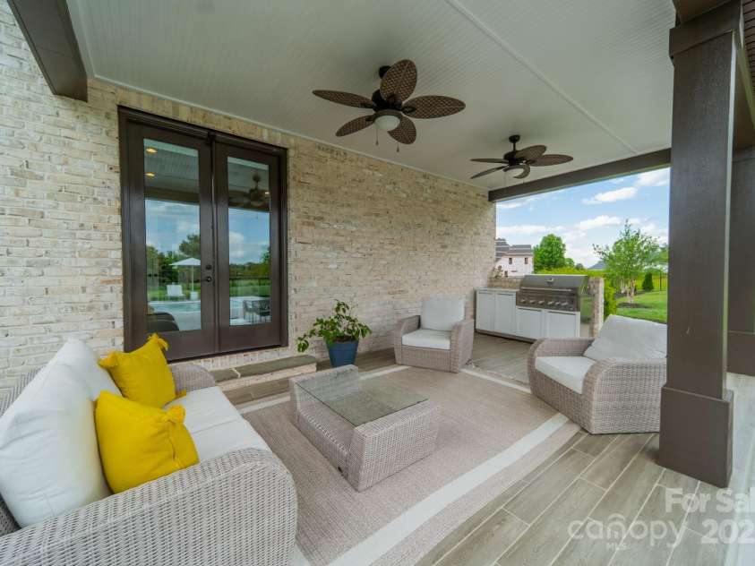 8102 Rolling Fields Road, Charlotte, NC 28227.  MLS# CAR4295868, YatesRealty ID 34555. 