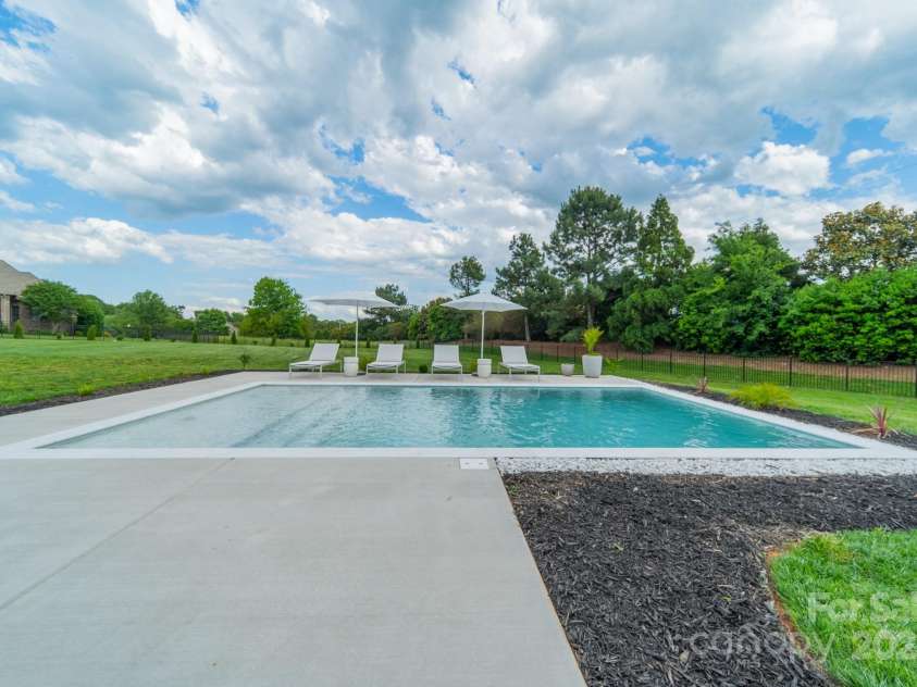 8102 Rolling Fields Road, Charlotte, NC 28227.  MLS# CAR4295868, YatesRealty ID 34555. 