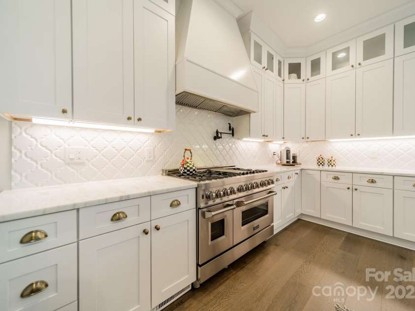 8102 Rolling Fields Road, Charlotte, NC 28227.  MLS# CAR4295868, YatesRealty ID 34555. 