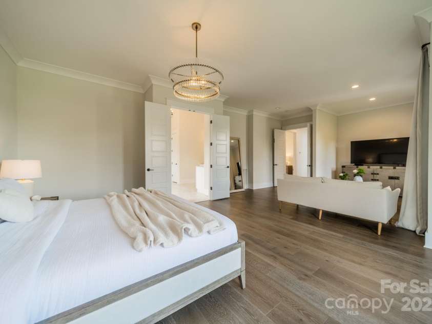 8102 Rolling Fields Road, Charlotte, NC 28227.  MLS# CAR4295868, YatesRealty ID 34555. 