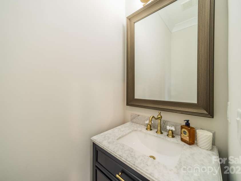 8102 Rolling Fields Road, Charlotte, NC 28227.  MLS# CAR4295868, YatesRealty ID 34555. 