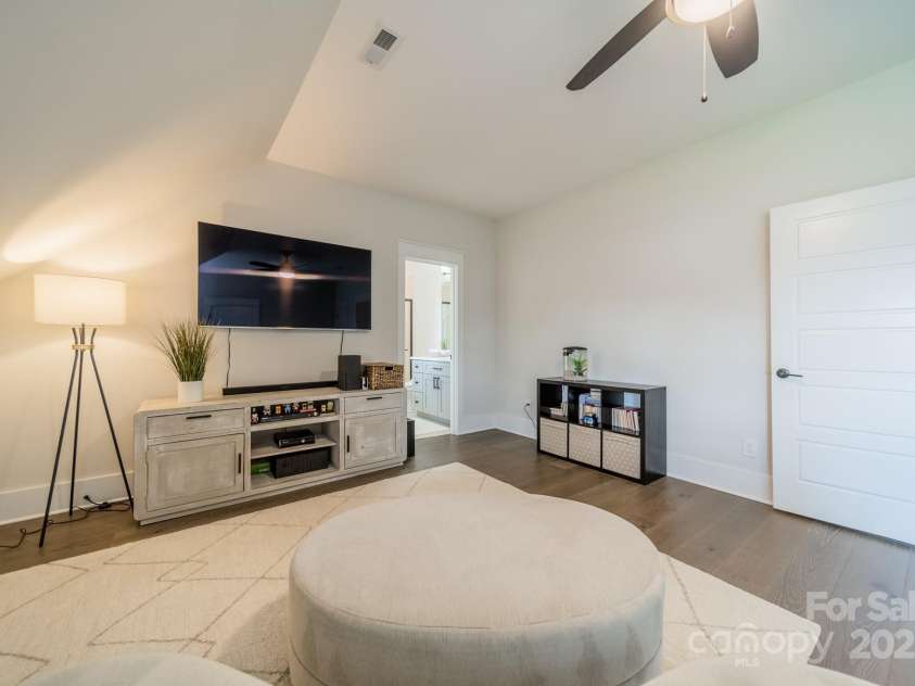 8102 Rolling Fields Road, Charlotte, NC 28227.  MLS# CAR4295868, YatesRealty ID 34555. 
