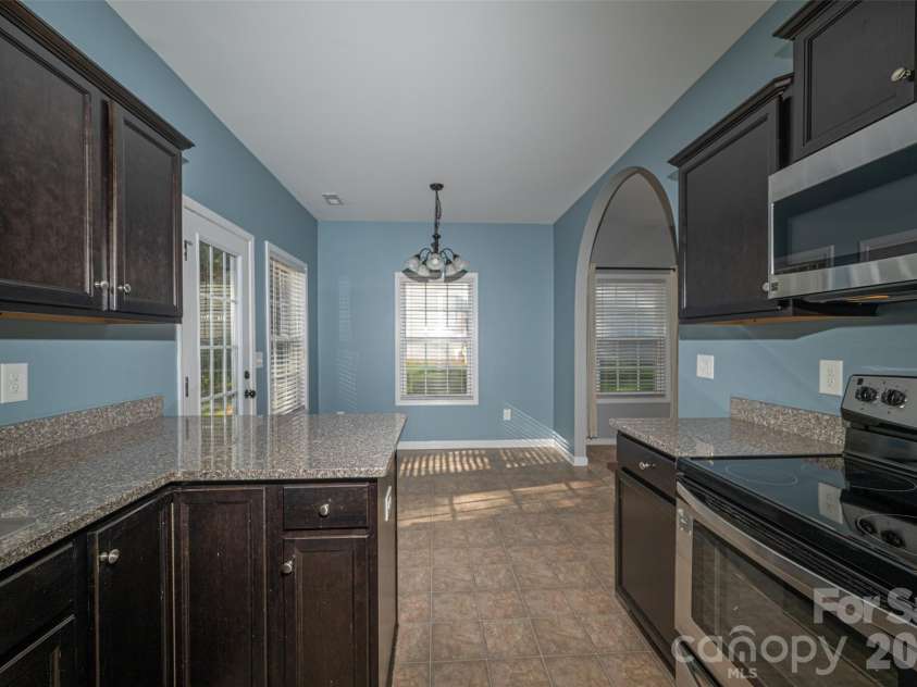 440 Danielle Way, Fort Mill, SC 29715.  MLS# CAR4396403, YatesRealty ID 34556. 