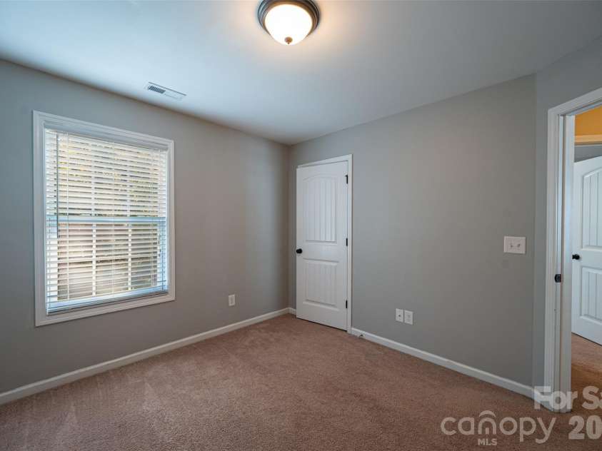 440 Danielle Way, Fort Mill, SC 29715.  MLS# CAR4396403, YatesRealty ID 34556. 