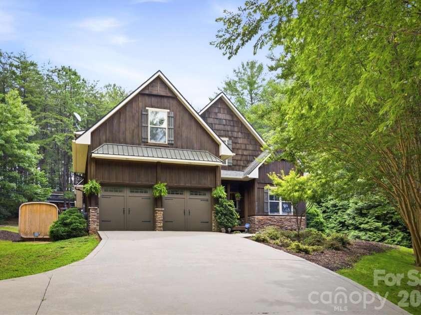 2185 Cottage Park Road, Morganton, NC 28655.  MLS# CAR4388152, YatesRealty ID 34557. 