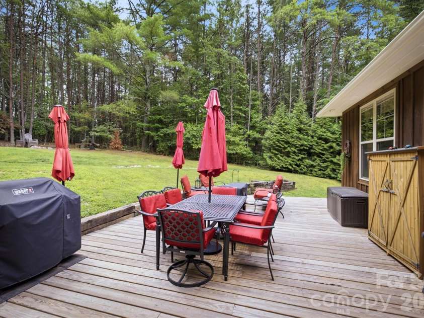 2185 Cottage Park Road, Morganton, NC 28655.  MLS# CAR4388152, YatesRealty ID 34557. 