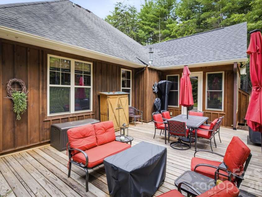 2185 Cottage Park Road, Morganton, NC 28655.  MLS# CAR4388152, YatesRealty ID 34557. 
