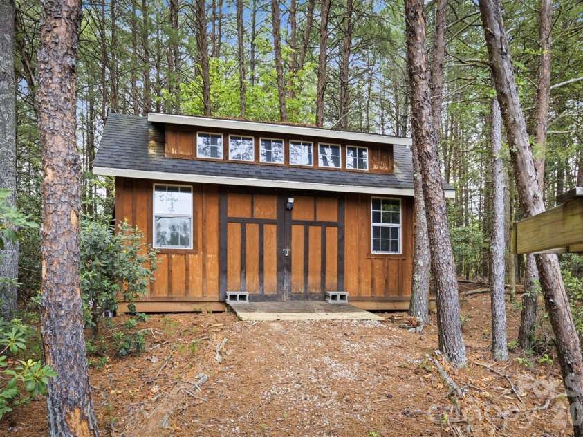 2185 Cottage Park Road, Morganton, NC 28655.  MLS# CAR4388152, YatesRealty ID 34557. 