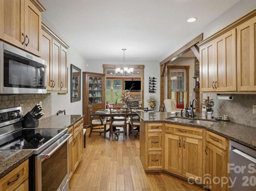 2185 Cottage Park Road, Morganton, NC 28655.  MLS# CAR4388152, YatesRealty ID 34557. 