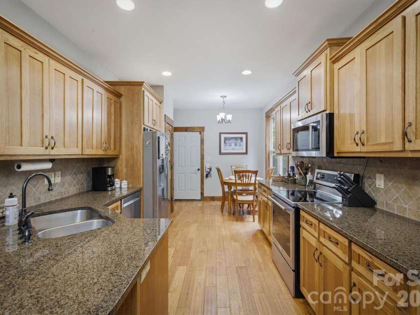 2185 Cottage Park Road, Morganton, NC 28655.  MLS# CAR4388152, YatesRealty ID 34557. 