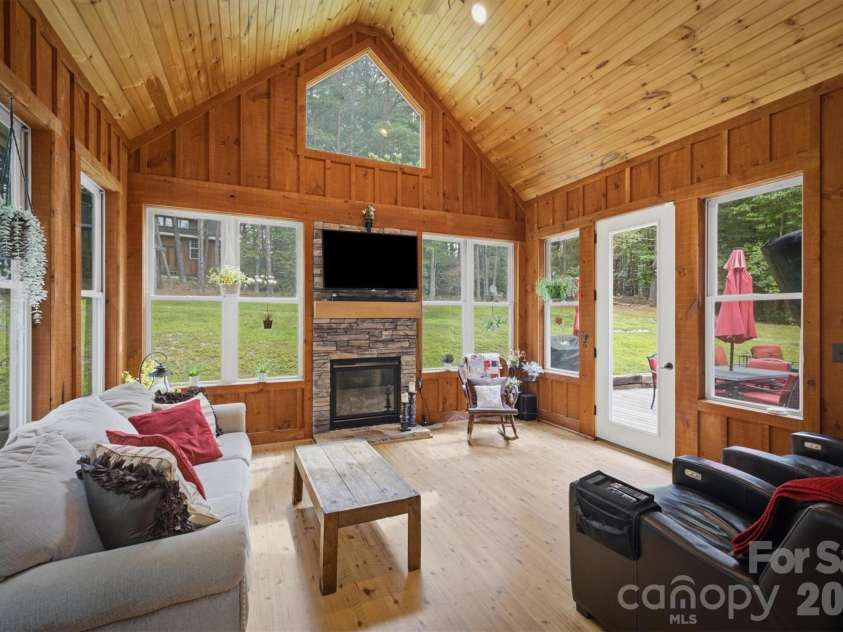2185 Cottage Park Road, Morganton, NC 28655.  MLS# CAR4388152, YatesRealty ID 34557. 