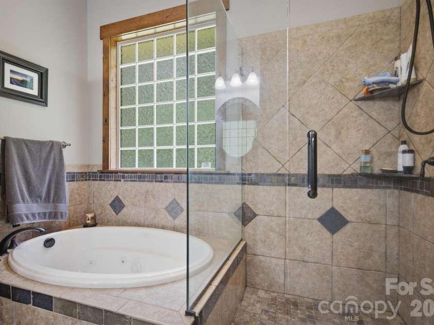 2185 Cottage Park Road, Morganton, NC 28655.  MLS# CAR4388152, YatesRealty ID 34557. 
