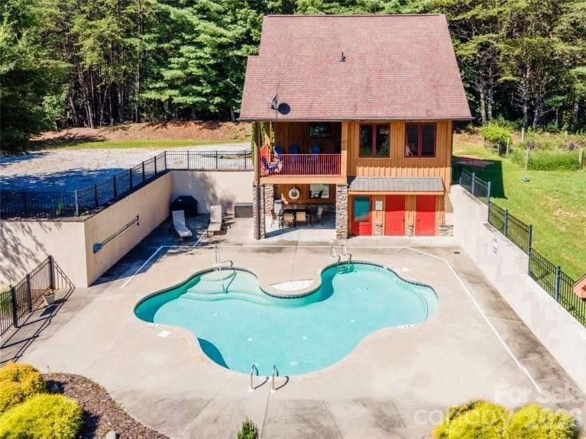 2185 Cottage Park Road, Morganton, NC 28655.  MLS# CAR4388152, YatesRealty ID 34557. 
