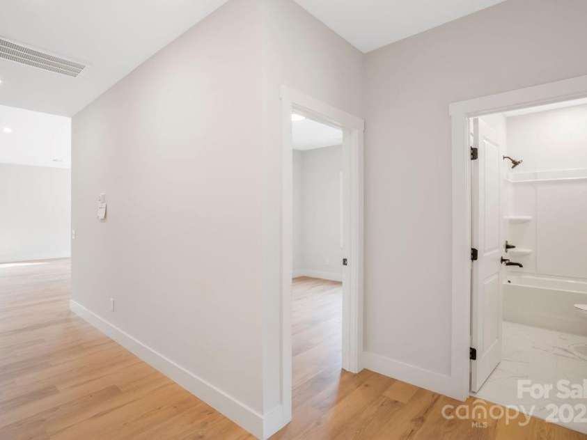 681 Grove Street, Lincolnton, NC 28092.  MLS# CAR4296462, YatesRealty ID 34558. 