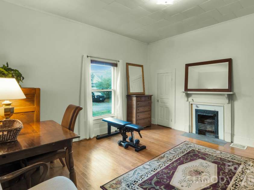 2103 Thomas Avenue, Newton, NC 28658.  MLS# CAR4395198, YatesRealty ID 34559. 