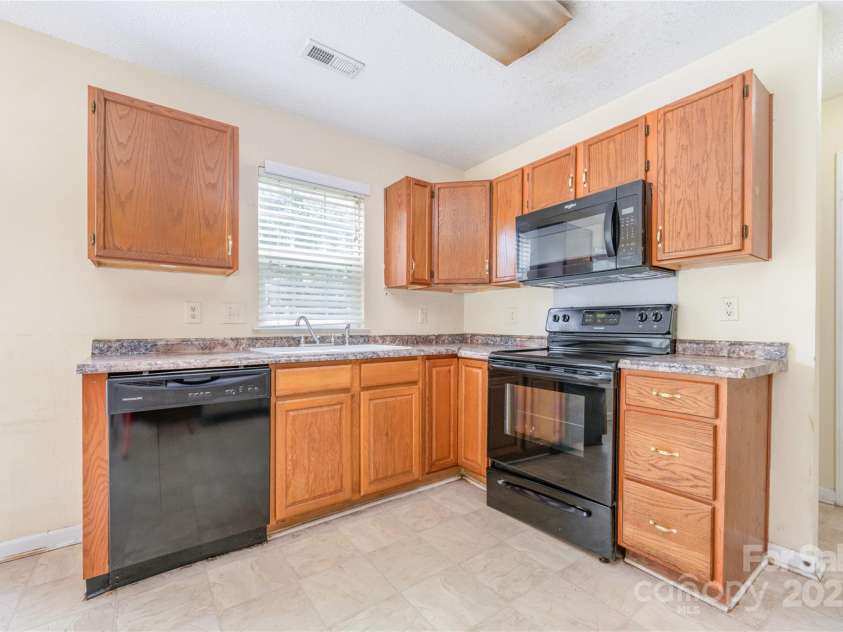 5209 Moonlight Trail, Concord, NC 28025.  MLS# CAR4296656, YatesRealty ID 34559. 