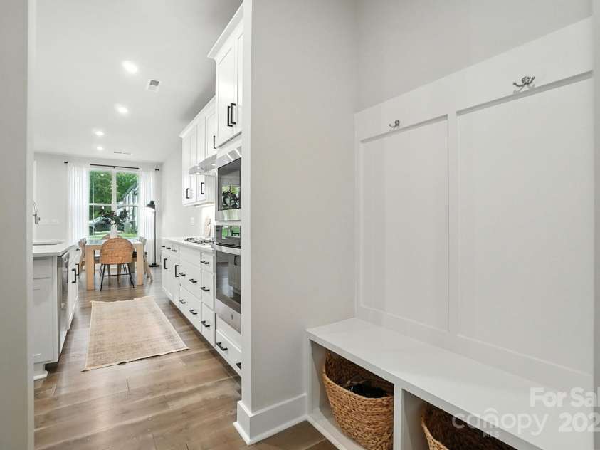 304 Ardmore Drive, Belmont, NC 28012.  MLS# CAR4286200, YatesRealty ID 34560. Drop zone