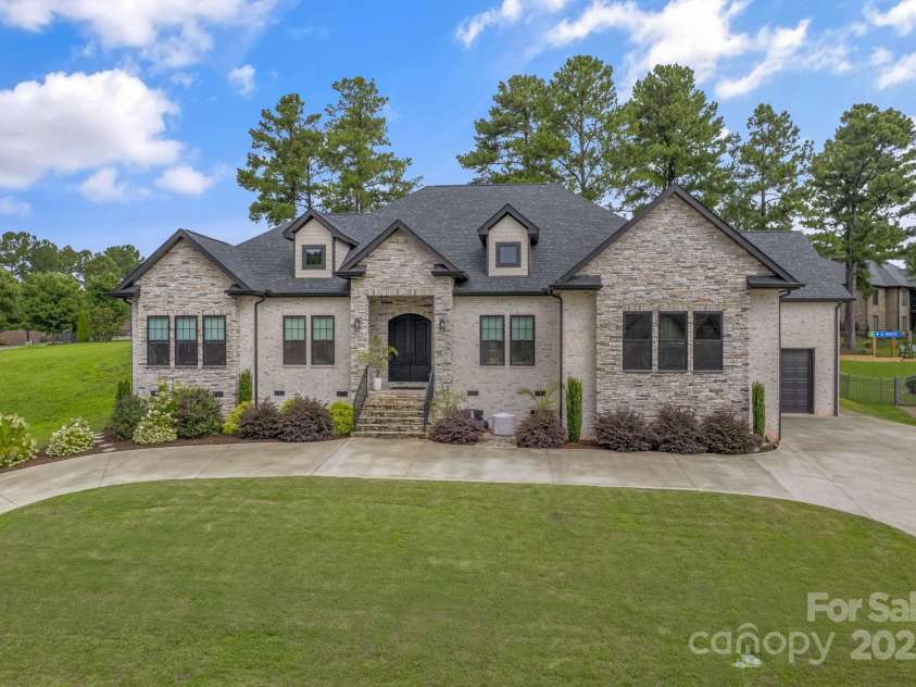 416 World Tour Drive, Inman, SC 29349.  MLS# CAR4292661, YatesRealty ID 34561. 