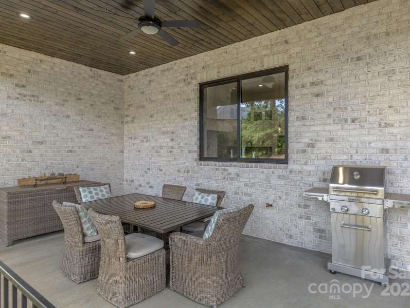 416 World Tour Drive, Inman, SC 29349.  MLS# CAR4292661, YatesRealty ID 34561. 