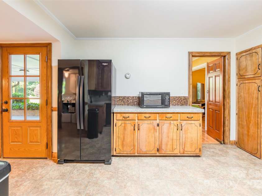 145 Heritage Lane, Salisbury, NC 28147.  MLS# CAR4293827, YatesRealty ID 34562. 