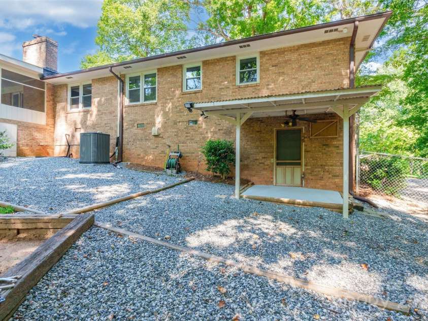 145 Heritage Lane, Salisbury, NC 28147.  MLS# CAR4293827, YatesRealty ID 34562. 