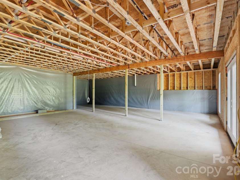 5762 Jeremiah Court, Hickory, NC 28601.  MLS# CAR4395316, YatesRealty ID 34562. 