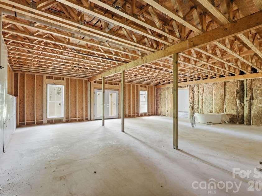 5762 Jeremiah Court, Hickory, NC 28601.  MLS# CAR4395316, YatesRealty ID 34562. 