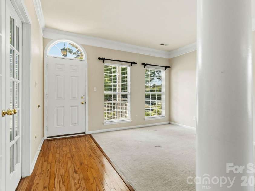 2017 Legend Creek Lane, Charlotte, NC 28227.  MLS# CAR4394554, YatesRealty ID 34563. 