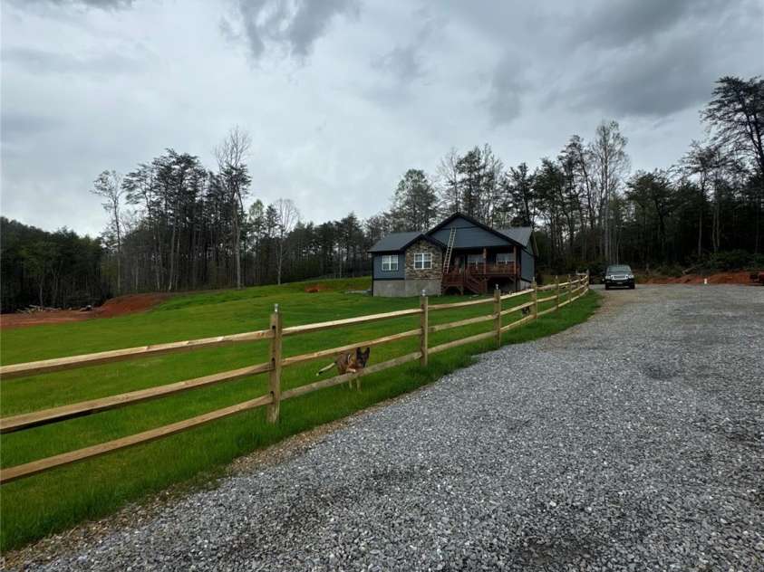 301,273 Mcginnis Drive, Old Fort, NC 28762.  MLS# CAR4290004, YatesRealty ID 34563. 