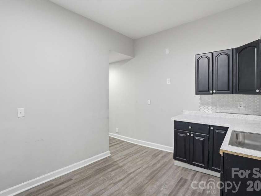 322 Willow Street, Gastonia, NC 28054.  MLS# CAR4397563, YatesRealty ID 34564. 