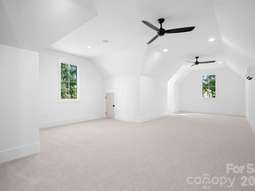 126 Manorly Lane, Mooresville, NC 28115.  MLS# CAR4391858, YatesRealty ID 34565. Huge Bonus Room