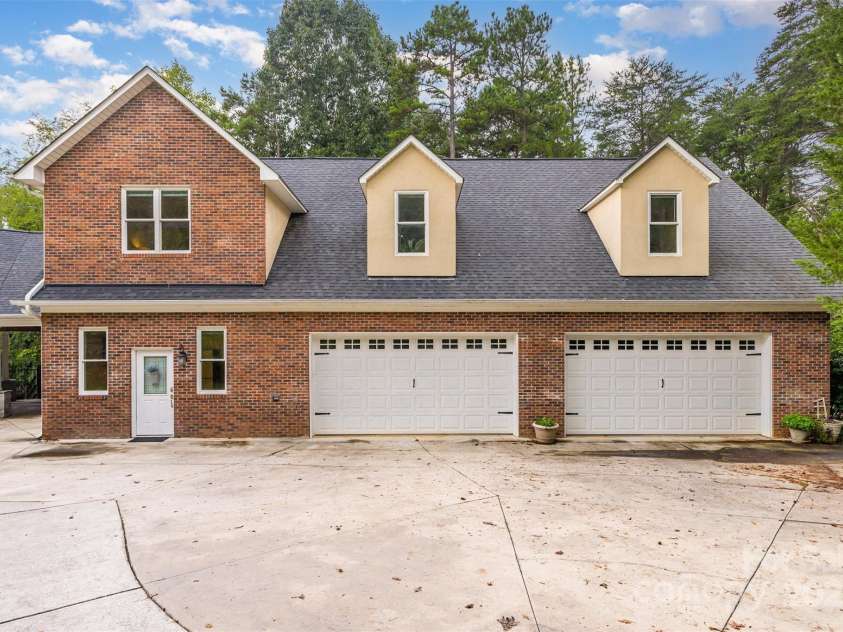 3251 Van Tassel Drive, Concord, NC 28025.  MLS# CAR4288962, YatesRealty ID 34565. 