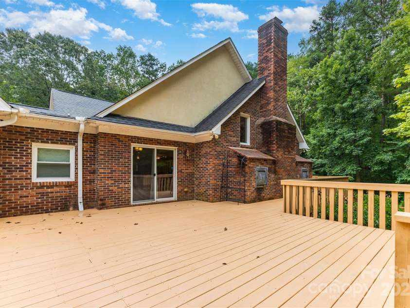 3251 Van Tassel Drive, Concord, NC 28025.  MLS# CAR4288962, YatesRealty ID 34565. 