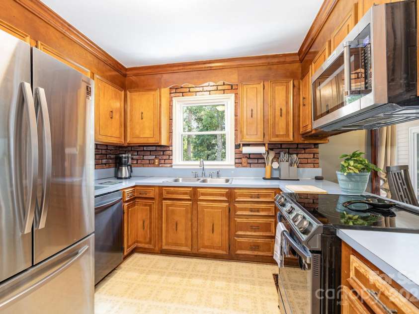 145 Willow Drive, Salisbury, NC 28146.  MLS# CAR4287604, YatesRealty ID 34567. 
