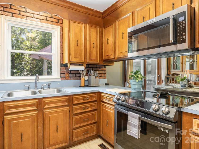 145 Willow Drive, Salisbury, NC 28146.  MLS# CAR4287604, YatesRealty ID 34567. 