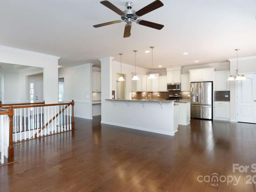 12809 Hunting Birds Lane, Charlotte, NC 28278.  MLS# CAR4292155, YatesRealty ID 34568. 