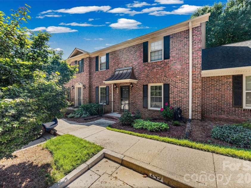 245 Pointe Circle, Rock Hill, SC 29732.  MLS# CAR4399354, YatesRealty ID 34568. 