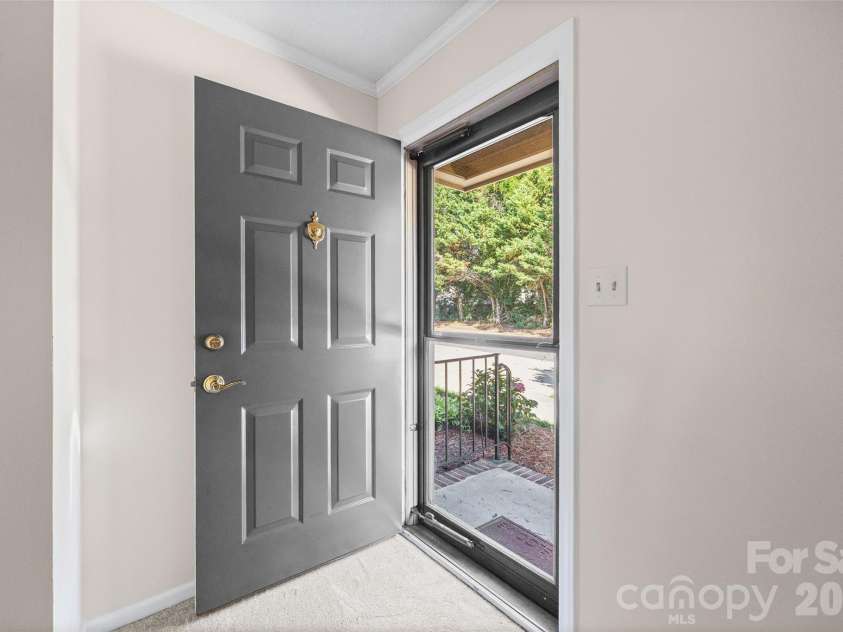 245 Pointe Circle, Rock Hill, SC 29732.  MLS# CAR4399354, YatesRealty ID 34568. 