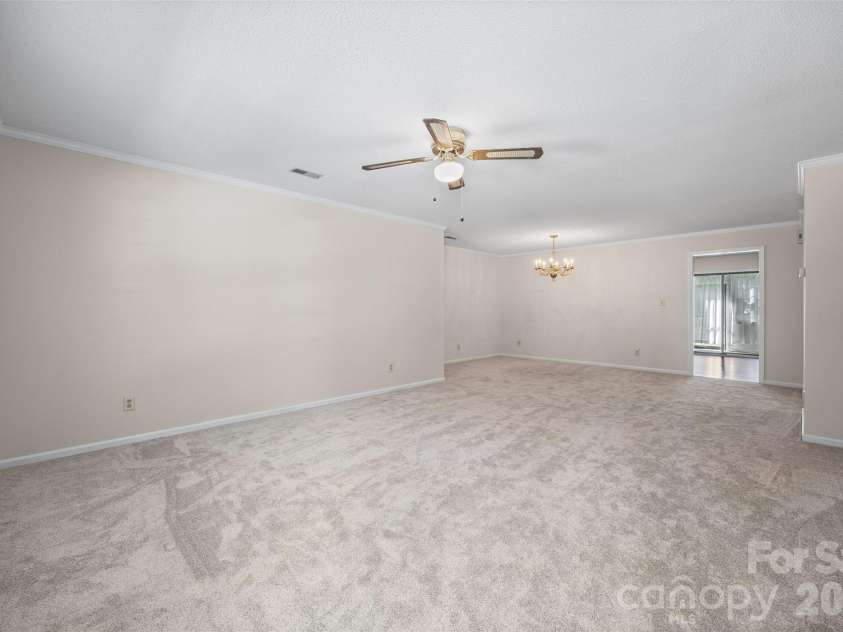245 Pointe Circle, Rock Hill, SC 29732.  MLS# CAR4399354, YatesRealty ID 34568. 