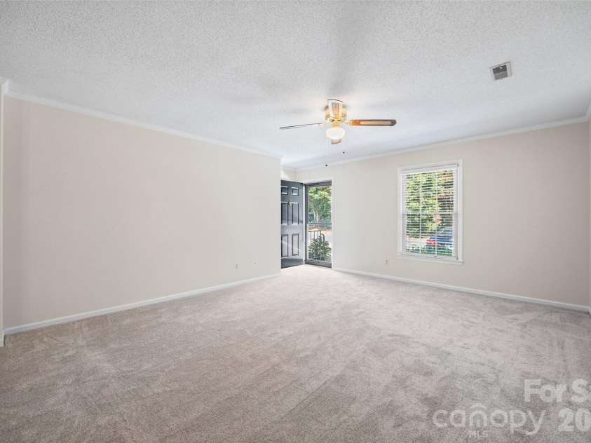 245 Pointe Circle, Rock Hill, SC 29732.  MLS# CAR4399354, YatesRealty ID 34568. 