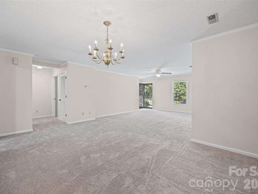 245 Pointe Circle, Rock Hill, SC 29732.  MLS# CAR4399354, YatesRealty ID 34568. 