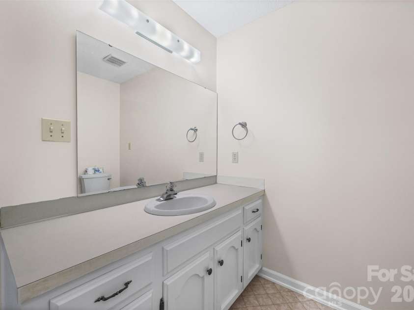 245 Pointe Circle, Rock Hill, SC 29732.  MLS# CAR4399354, YatesRealty ID 34568. 