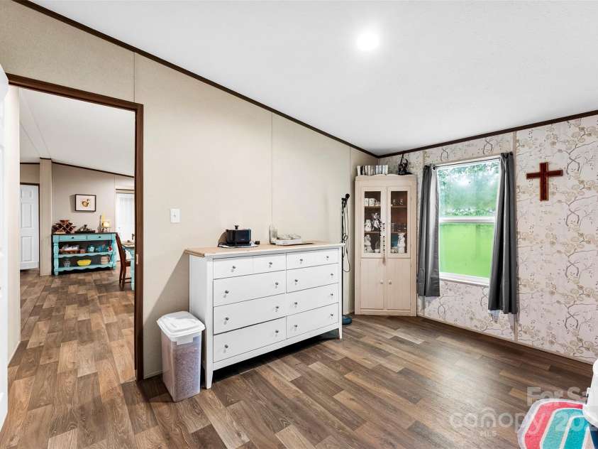 119 Condor Drive, Shelby, NC 28152.  MLS# CAR4292471, YatesRealty ID 34569. 