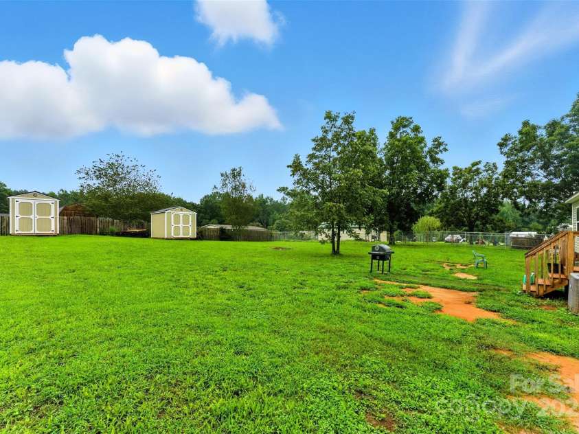 119 Condor Drive, Shelby, NC 28152.  MLS# CAR4292471, YatesRealty ID 34569. 