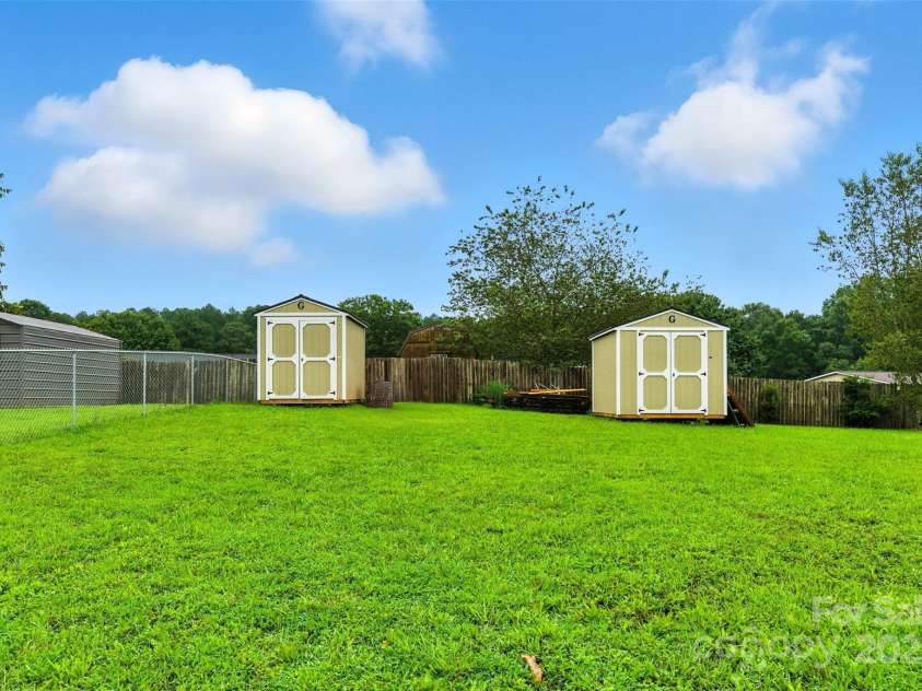 119 Condor Drive, Shelby, NC 28152.  MLS# CAR4292471, YatesRealty ID 34569. 