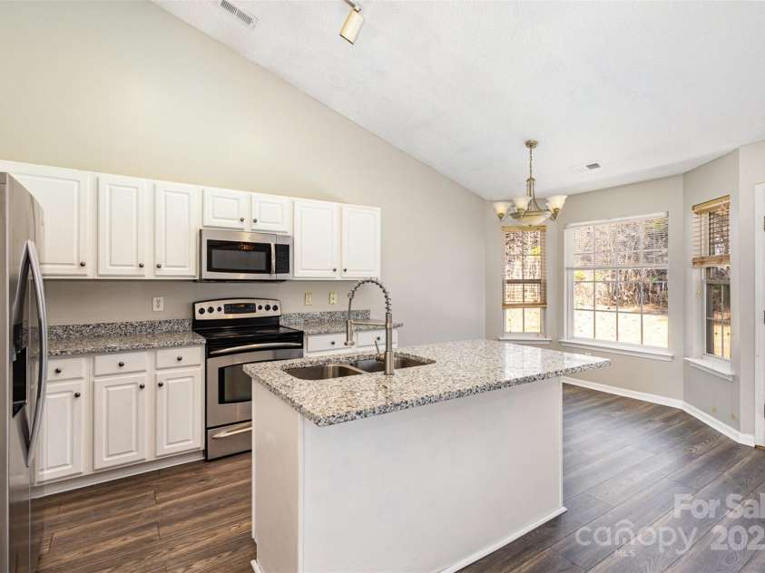 12810 English Walnut Lane, Charlotte, NC 28215.  MLS# CAR4233653, YatesRealty ID 3457. 