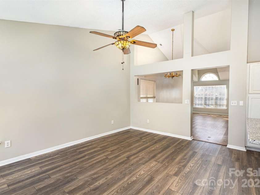 12810 English Walnut Lane, Charlotte, NC 28215.  MLS# CAR4233653, YatesRealty ID 3457. 