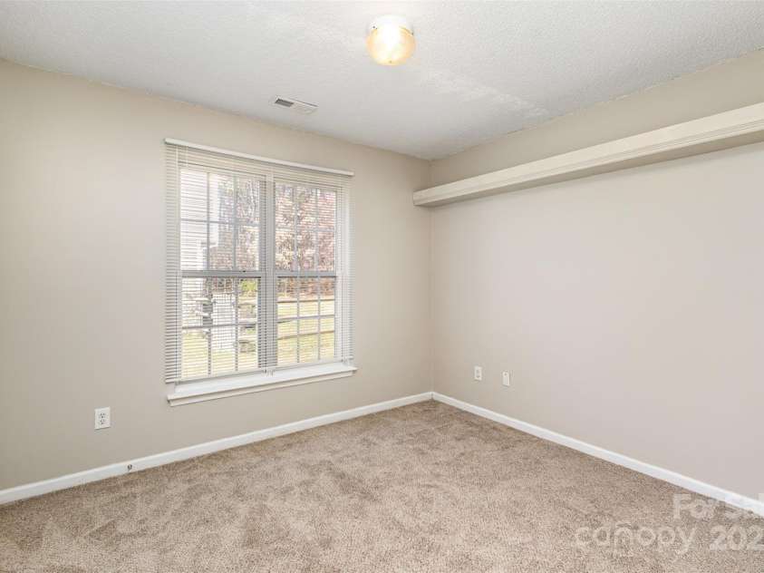 12810 English Walnut Lane, Charlotte, NC 28215.  MLS# CAR4233653, YatesRealty ID 3457. 