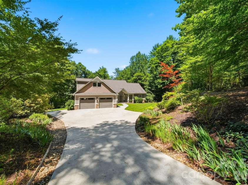 104 Rivercliff Drive, Connelly Springs, NC 28612.  MLS# CAR4397870, YatesRealty ID 34570. 